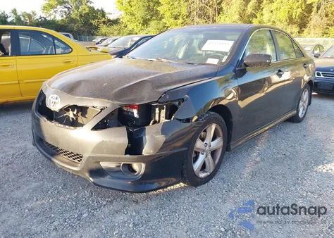 2011 Toyota Camry Se z USA, uszkodzony, nr VIN 4T1BF3EK4BU230683